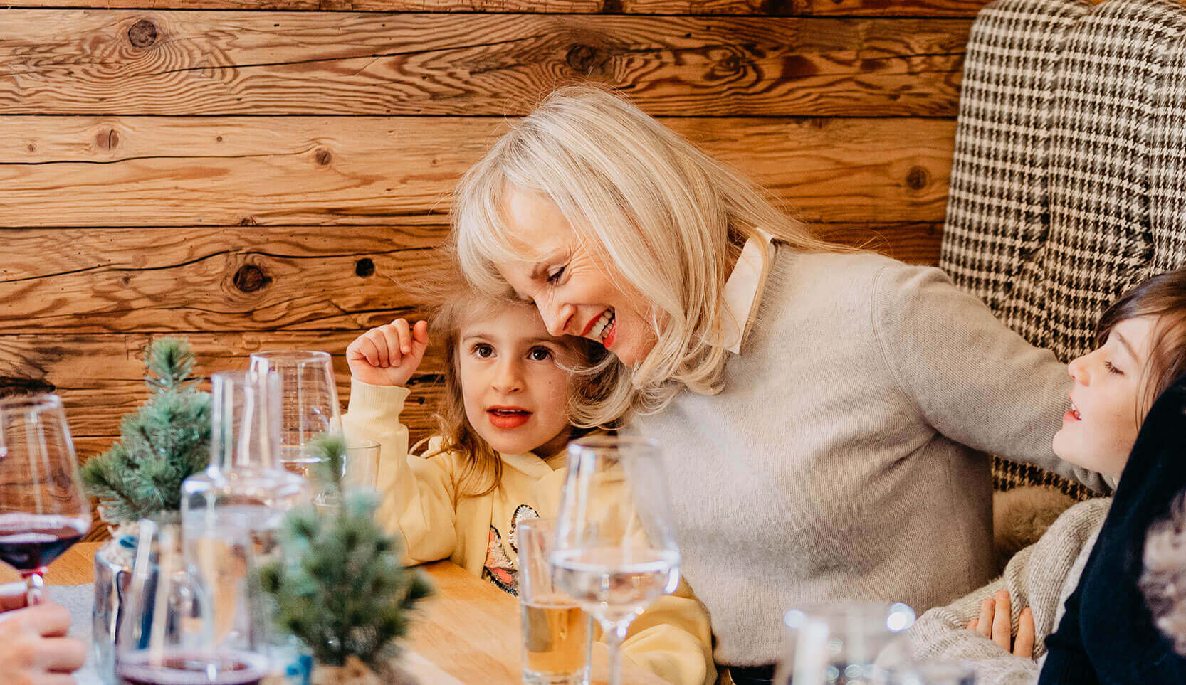 Unterkunft, Appartement, Restaurant in Flachau